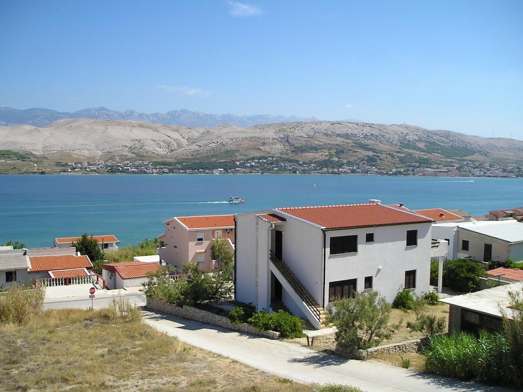 Apartments Vera Pag Town Εξωτερικό φωτογραφία